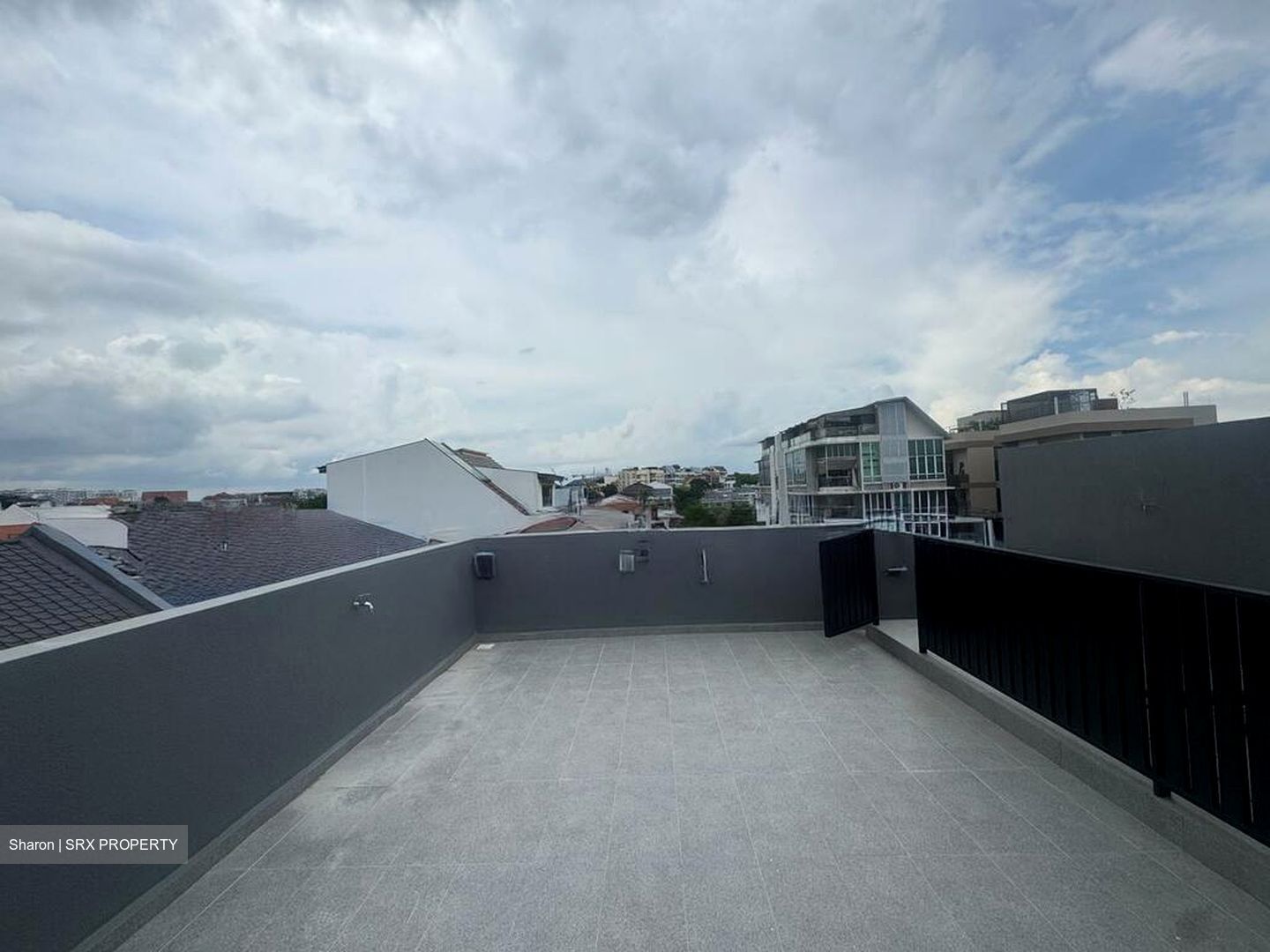 Palm Grove Avenue (D19), Terrace #497829691